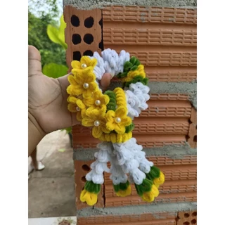 (พร้อมส่ง)พวงมาลัยลวดกำมะหยี่วันแม่ครบเซ็ตยกกล่อง🌷