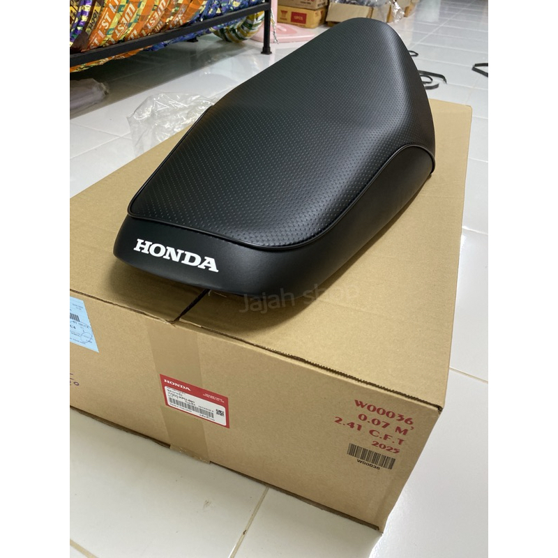 เบาะเวฟ125i หน้าแหลม รุ่นหัวฉีด(ใส่กับรุ่นเวฟ125S,Rที่แปลงถังหัวฉีดได้) 77200-KPH-690 ชุดเบาะนั่งเวฟ