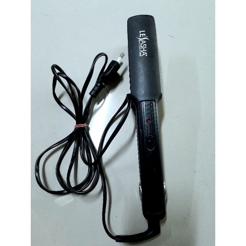 ที่หนีบผมlasasha รุ่นLS0320 มือสองสภาพดี ใช้งานได้ปกติ