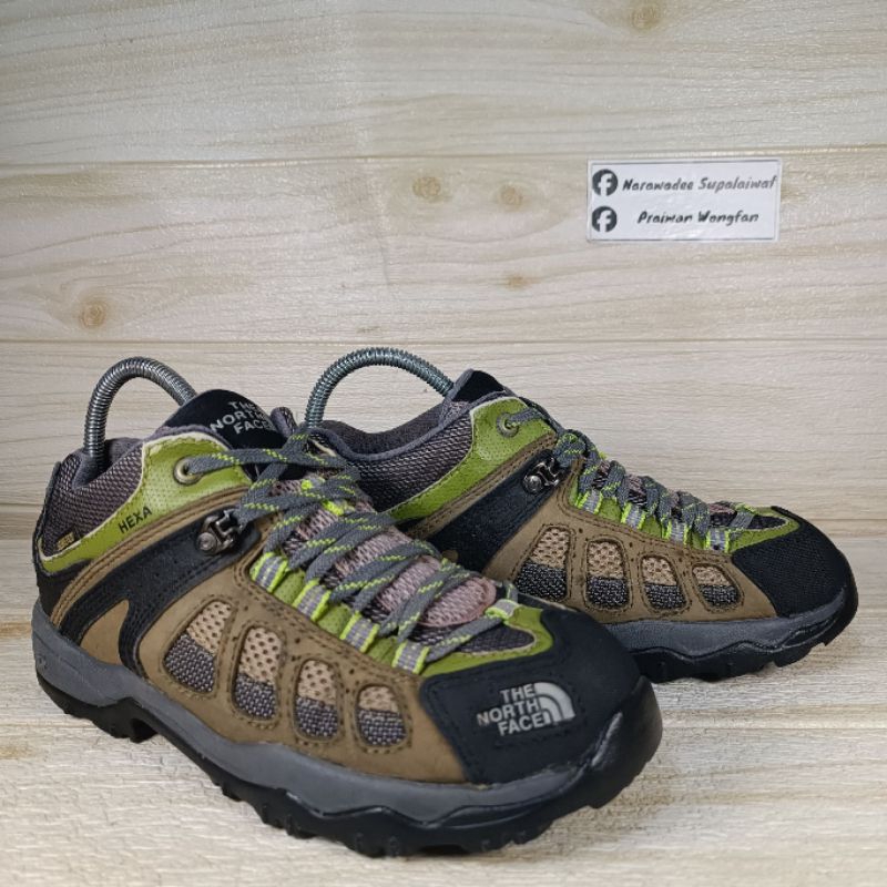 รองเท้ามือสอง THE NORTH FACE 39/24.5 cm. (GORE-TEX กันน้ำ)