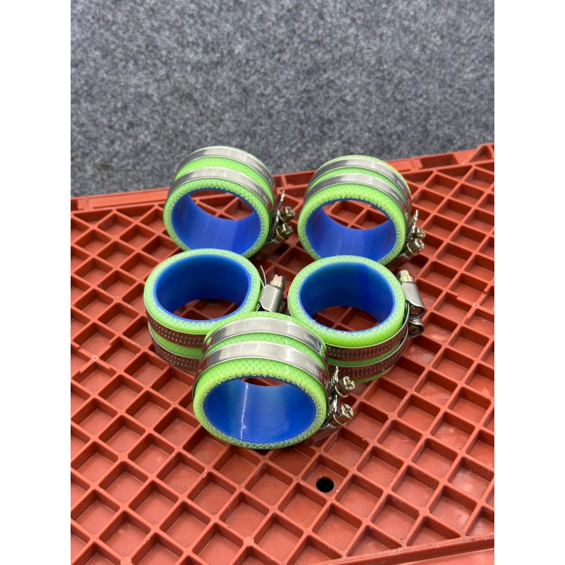 คอยางใส่เรือนลิ้นเร่งCBR250-CRF250คอยางอย่างดีพร้อมเหล็กรัดคอยางราคาต่อ1ชิ้น