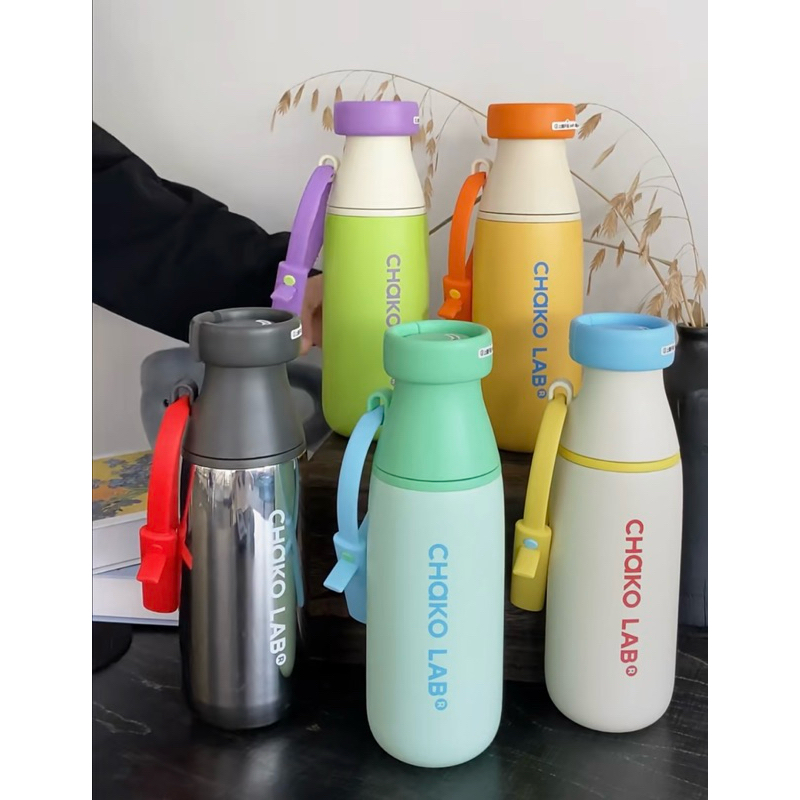 ที่เขียนพร้อมส่ง คือ พร้อมส่งจากไทย พร้อมสายคล้อง แถมแปรงล้างหลอด(ใช้คูปองเหลืองได้ 30%)Chako lab MilkPod 520ml