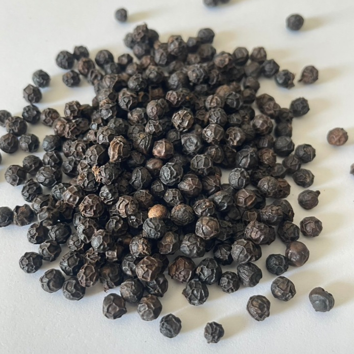 เม็ดพริกไทยดำ Black Peppercorns