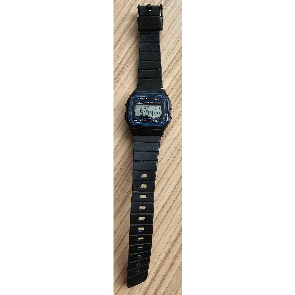 นาฬิกาข้อมือ Casio นาฬิกาเด็ก รุ่น F-91W ของแท้ (Used)