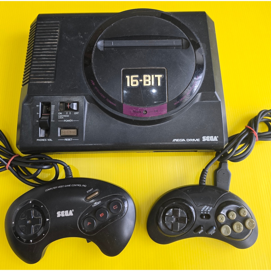 [มือสอง] Mega drive ขายตามสภาพ จอย 2 อัน