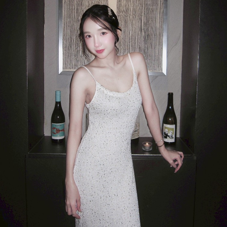 Peri dress - เดรสยาวสายเดี่ยวปักเลื่อม