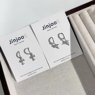 Jinjoo ต่างหูห่วงไม้กางเขน รุ่น Seraphina Cross Hoops ประดับจี้รูปไม้กางเขนแบบหรูหราละเอียดอ่อน (ราคาต่อคู่)รหัส EB38
