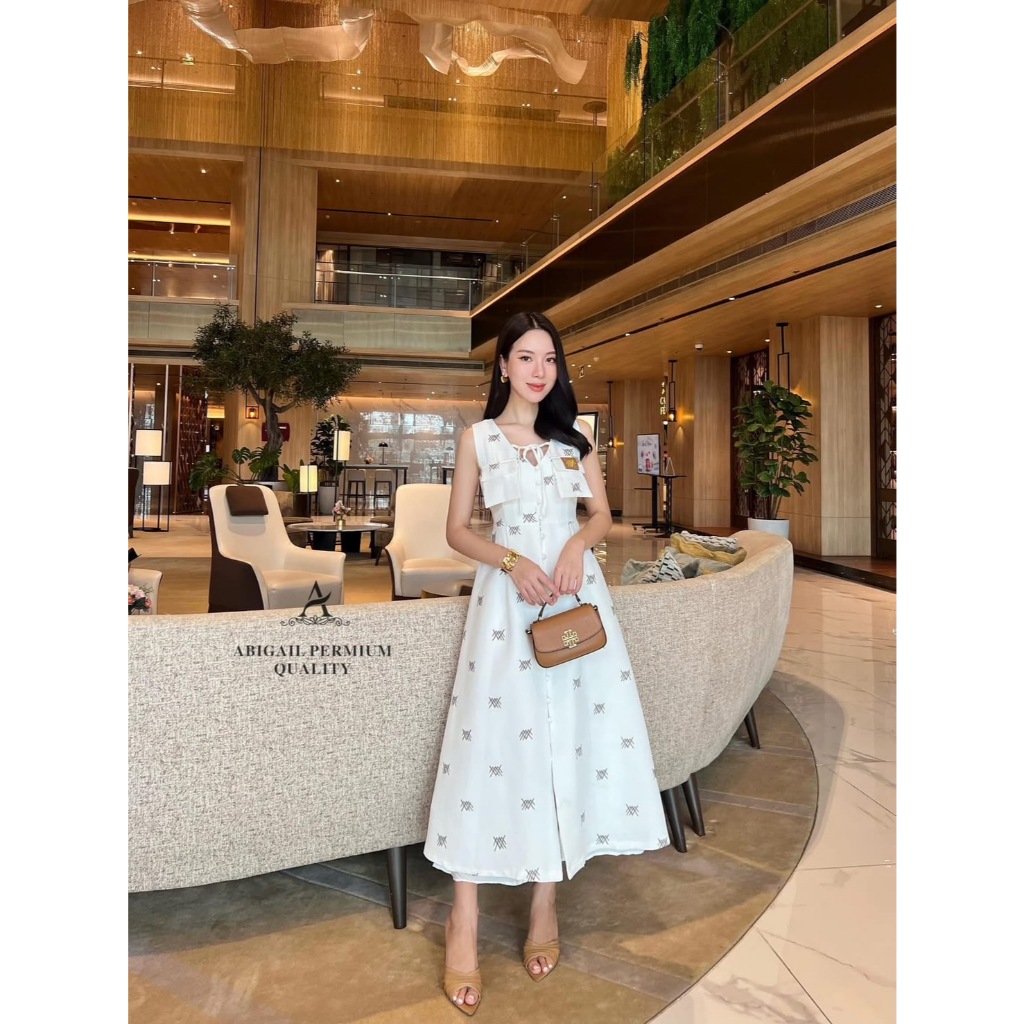 ABIGAIL BRAND ABG225 ชุดเดรสแขนกุดกระดุมหน้า