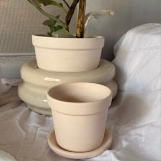 กระถางดินเผาขาว 3 นิ้ว พร้อมจานรอง 12 ชุด