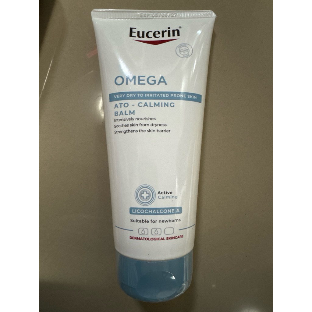 (โฉมใหม่) Eucerin OMEGA BALM LIGHT TEXTURE 200 ML (ยูเซอริน บาล์มบำรุงผิวหน้าและผิวกาย สำหรับผู้มีปัญหาผิวแห้ง แดง คัน)