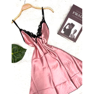 พร้อมส่ง!!!ชุดนอนกระโปรงสายเดี่ยวลูกไม้ดำผ้าซาติน สุดเซ็กซี่