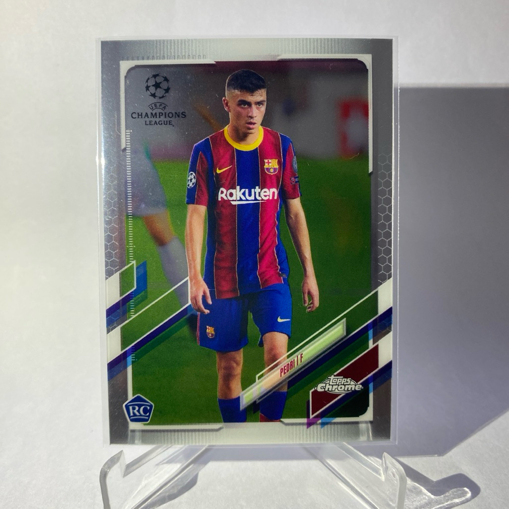 การ์ดนักฟุตบอลสำหรับสะสม PEDRI, RC, BARCELONA, TOPPS CHROME 2021