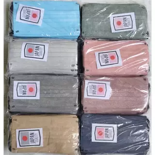 (1กล่อง=50ชิ้น) แมสเจแปนสาย2สีแมสมินิมอลดำขาว และสีๆ แมสผู้ใหญ่ หนา 3 ชั้น กล่องละ 50 ชิ้น