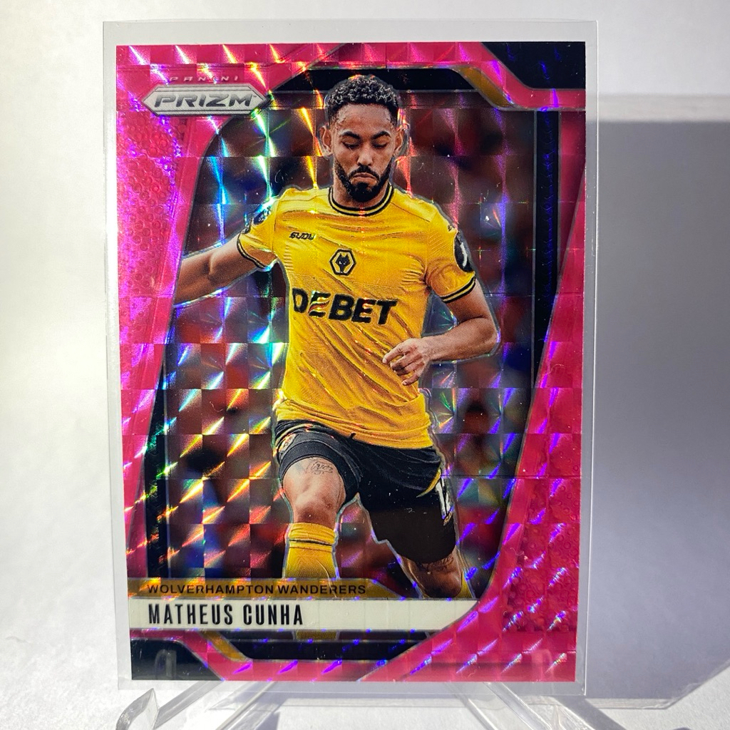 รวมการ์ดนักฟุตบอลสำหรับสะสม MATHEUS CUNHA, WOLVERHAMPTON, (PRIZM), PANINI PRIZM 2025