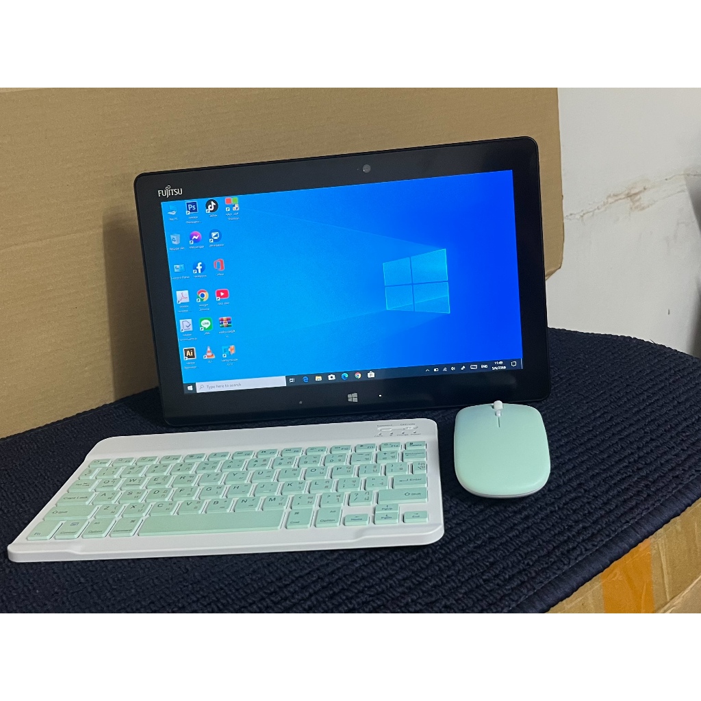 แท็บเล็ต2in1Fujitsu ArrowsTab Q665/M Intel CoreM-5Y31(RAM:4 GB/SSD:128GB)ขนาด11.6นิ้ว