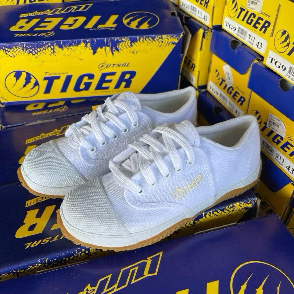 รองเท้าผ้าใบ Tiger Tangnam สีขาว/ดำ/น้ำตาล ไซส์ 31-43