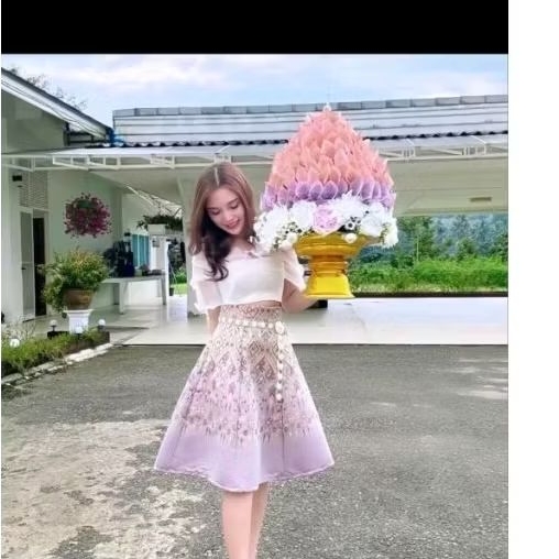 กระโปรงผ้าทอไหมแก้มฝ้ายอัดซับกราวเรียบร้อยความยาว 26 นิ้ว