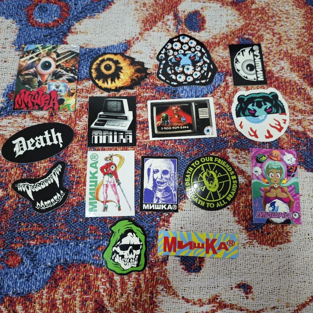 ชุด Mishka สติ๊กเกอร์ของแท้ 100%