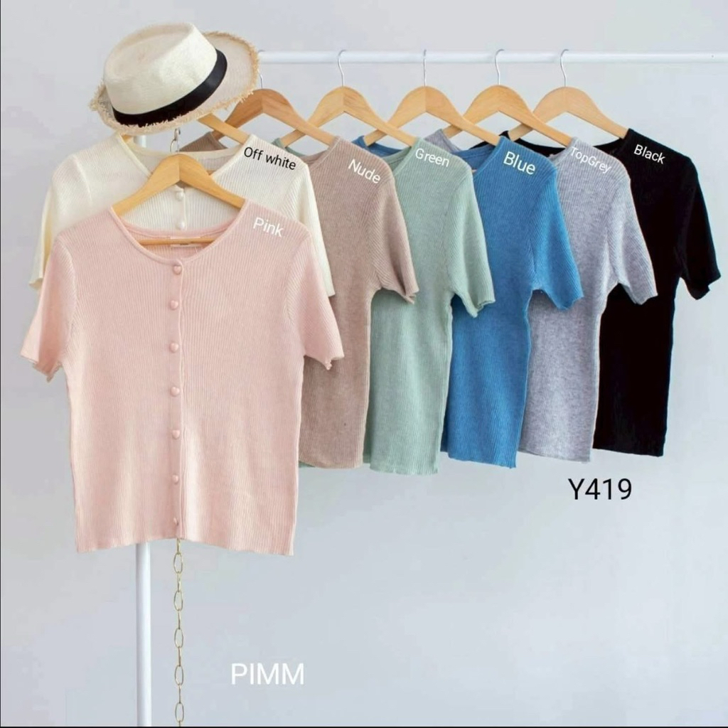 เสื้อไหมพรมผ้าร่องดีเทลกระดุมหัวใจ น่ารักสดใส❤️ ป้าย pimm