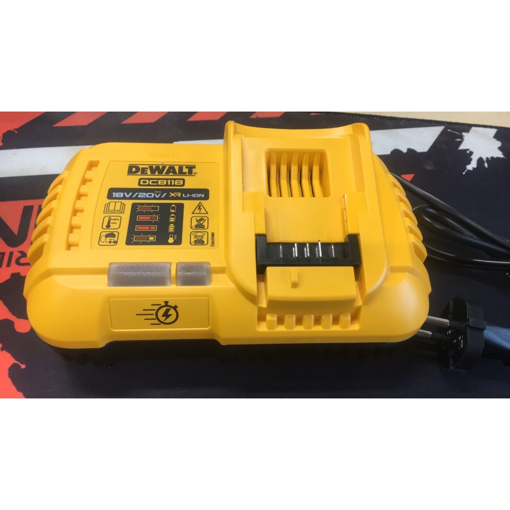 แท่นชาร์จ XR 18V/54V รุ่น DCB118-KR