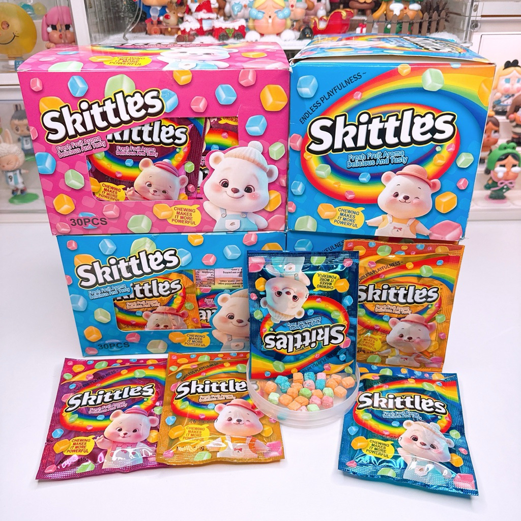 เยลลี่หมีเอี๊ยม skittles เยลลี่สี่เหลี่ยมเปรี้ยวจี๊ด 1 กล่อง 30 ชิ้น
