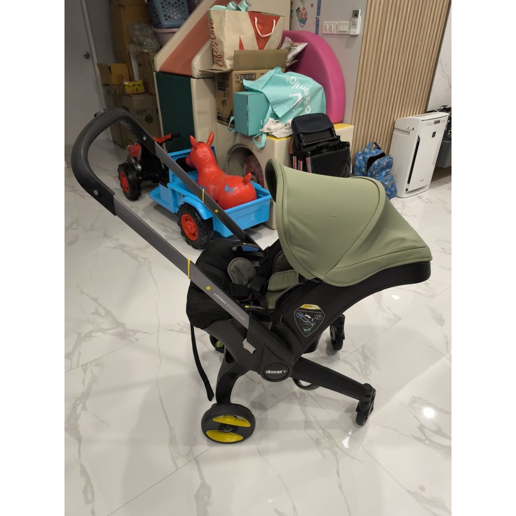 รถเข็นเด็ก Doona 4 in1 สินค้ามือ2