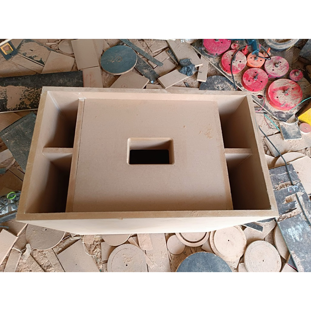 ตู้ซับเบสเขาวงกตออเดอร์6 3พอร์ต ใส่ดอก8“ MDF15mm รูปที่ 4