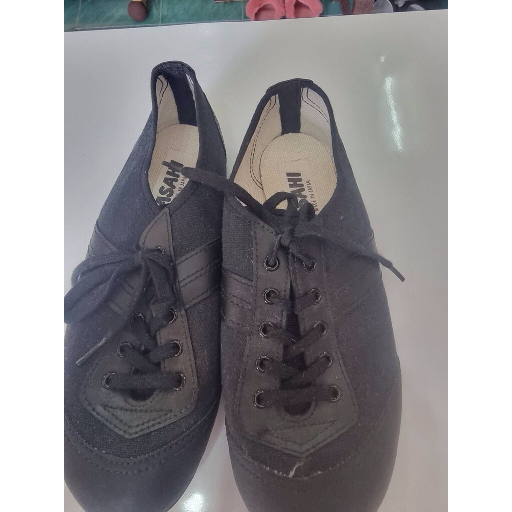 รองเท้ามือสอง ความยาว 22 cm ป้าย asahi พร้อมส่ง สินค้านำเข้าจากญี่ปุ่น