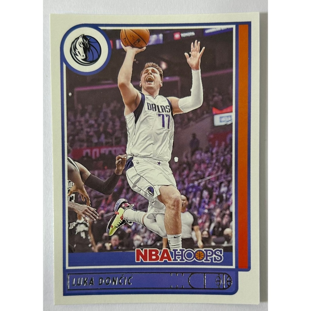 2021-22 Panini NBA Hoops #62 Luka Doncic - Dallas Mavericks