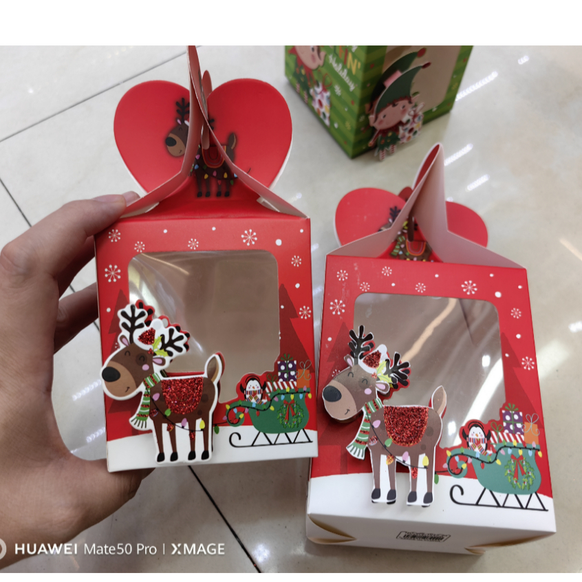 แพ็ค5/10ใบ กล่องของขวัญคริสต์มาสทรงหางปลา ซานตาครอส3D ของขวัญปีใหม่/คริสต์มาส