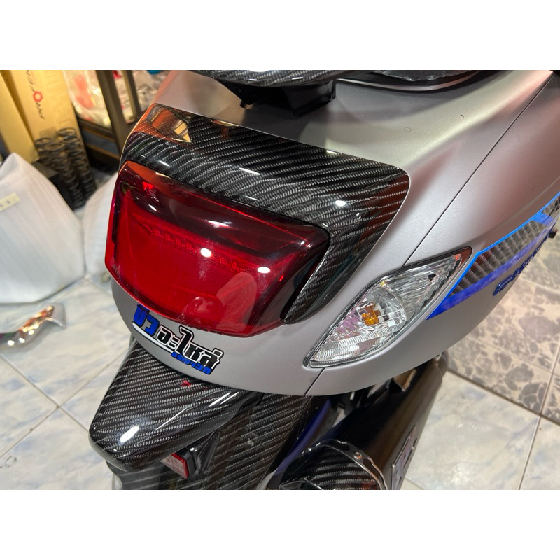 คาร์บอนคิ้วครอบไฟท้าย crabon ลาย4 งานJRCARBON