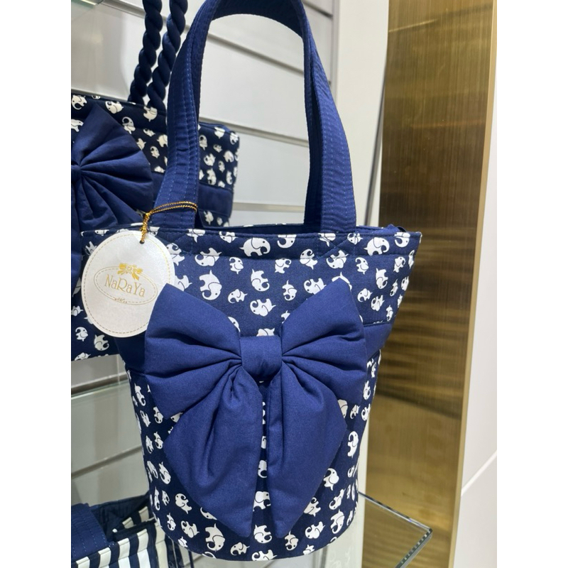 กระเป๋าผ้า  NARAYA สีน้ำเงินลายช้าง