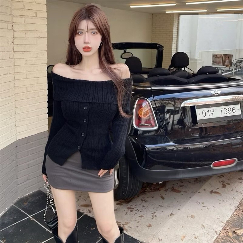 ส่งด่วนไทยเสื้อยืดหญิงไหมพรมปาดไหล่แขนยาวกันหนาว ผญ ผ้านิ่มใส่สบาย ฟรีไซส์ พร้อมส่ง （3199#)ฟรีไซส์ ผ้าดีไม่คัน ไม่บาง