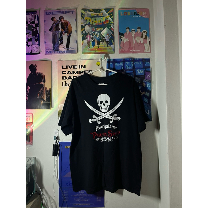 เสื้อยืดมือสอง เสื้อ pirates of the caribbean