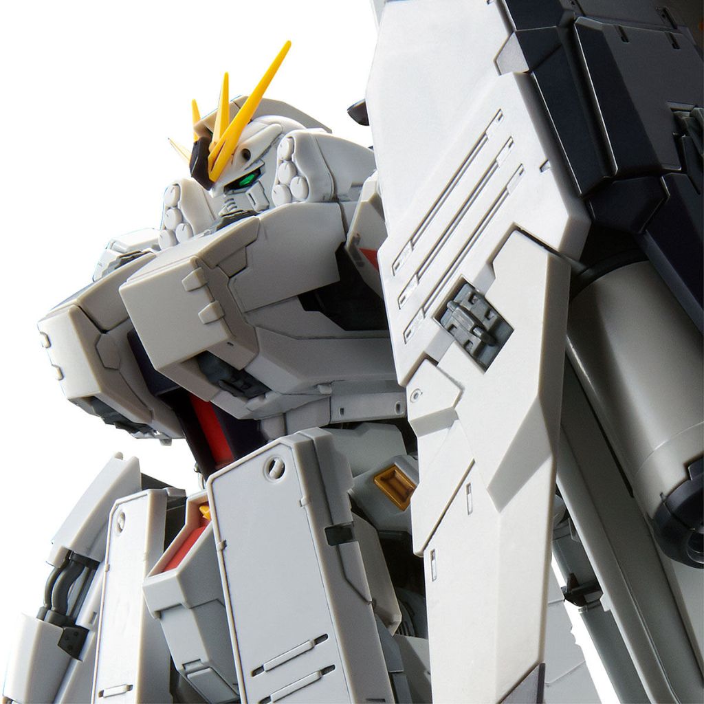 P-Bandai: RG 1/144 nu Gundam HWS