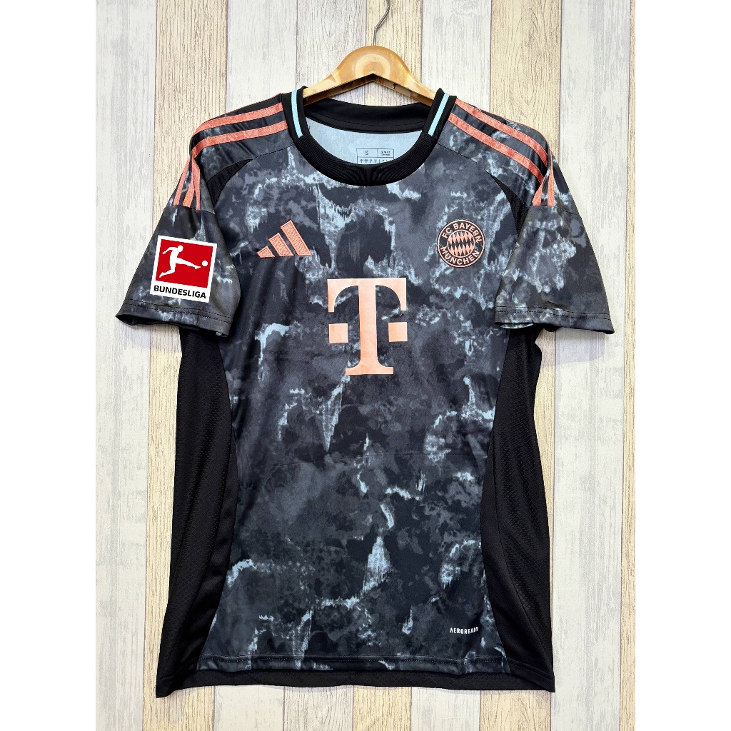 ใหม่เสื้อบอล ทีม บาเยิร์น ลาย 2024/2025 เกรดแฟนบอล AAA