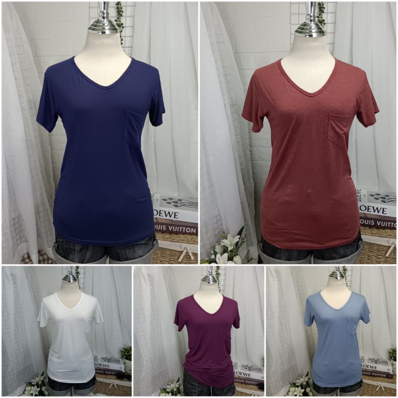 (B909) เสื้อยืดคอวี ผ้าเรย่อน มีกระเป๋าหน้า อก 30-36 นิ้วผ้ายืด ใส่สบาย ผู้หญิง