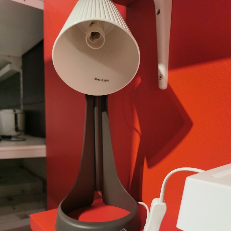 IKEA แท้ค่ะ SVALLET สวัลเล็ต โคมไฟโต๊ะทำงาน, เทาเข้ม/ขาว