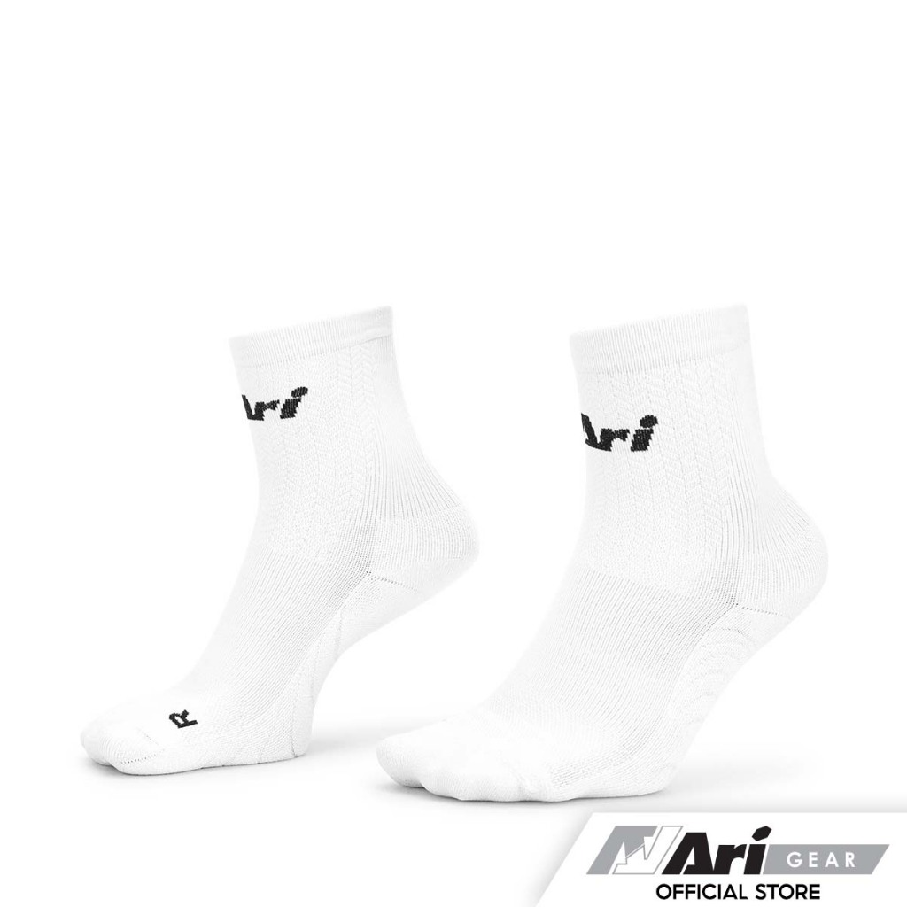 ARI TERRY QTR RUNNING SOCKS - WHITE/BLACK ถุงเท้าวิ่ง อาริ เทอร์รี่ สีขาว
