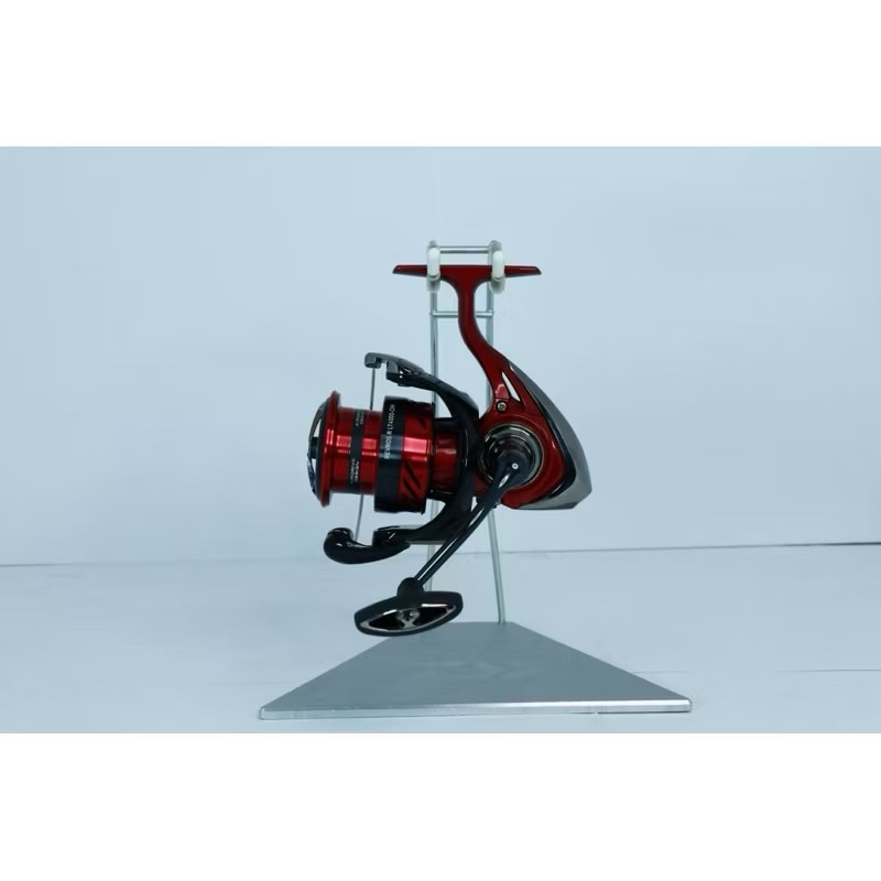 รอก Daiwa revros r lt ปี2024มีบัตรรับประกันบริษัทไดว่า