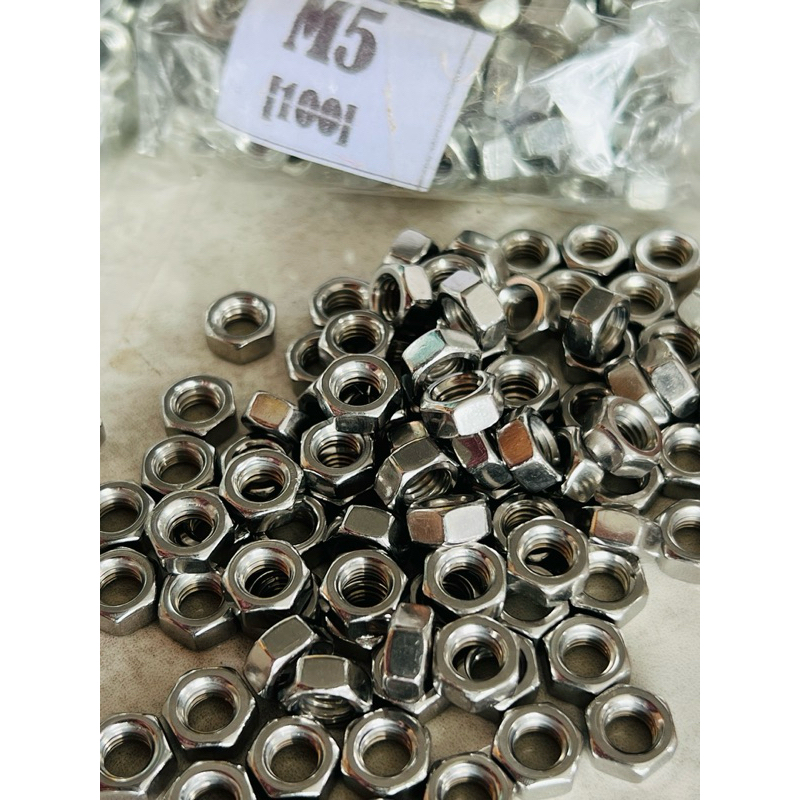 น๊อตตัวเมีย เบอร์8 M5 ขาว แพค100ตัว หัวมิลขาว น๊อต ตัวเมีย กดเลือกจำนวน ราคาส่ง