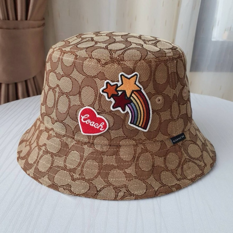 หมวกบัคเกต รุ่นลิมิเต็ท Limited COACH CX203 Signature Jacquard Bucket Hat With Sticker Patches ขนาด M /L รอบศีรษะ 58 cm