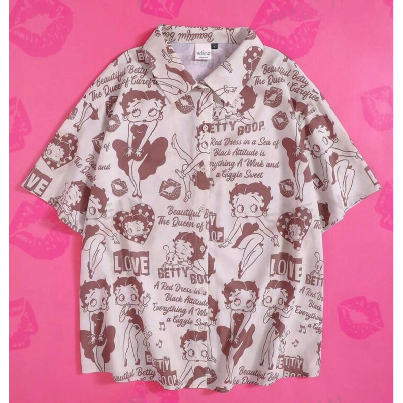 เสื้อเชิ้ตฮาวายแขนสั้น Betty Boop ป้าย Fleischer Studios ลายเต็มหน้าหลังสวยวินเทจ ผ้านิ่มใส่สบายไม่ร้อน