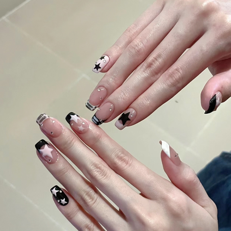 พร้อมส่ง เล็บปลอมสำเร็จรูป Rเล็บปลอมยาว กันน้ำ หลากหลายสไตล์ กล่องละ 24 ชิ้นDD290