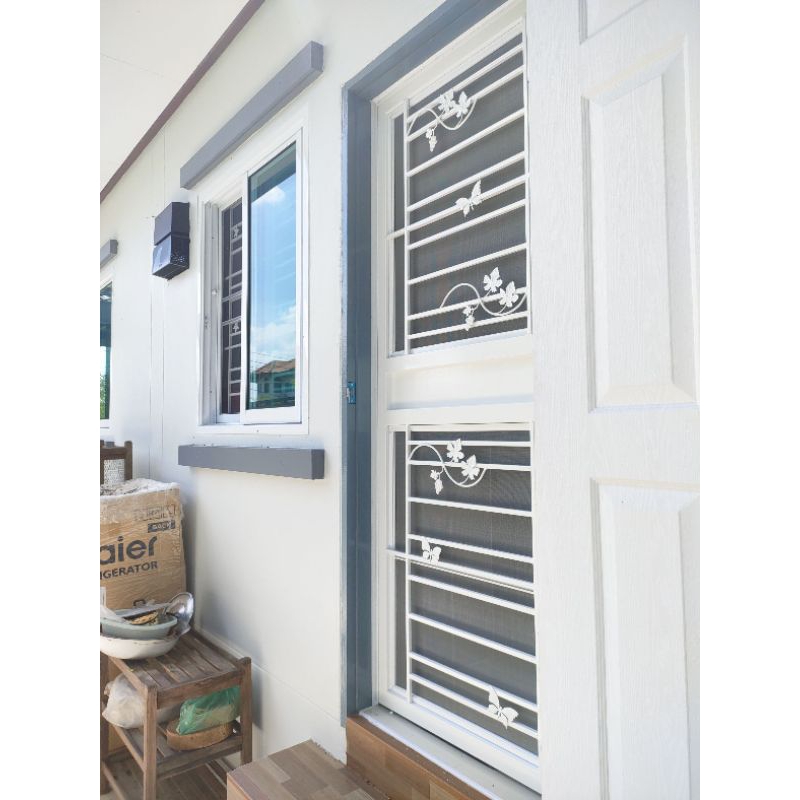 เหล็กดัดประตู 💥ราคาถูก ✍️สั่งทำตามขนาดรายละเอียดทักแชท( พร้อมมุ้งลวดในตัว)