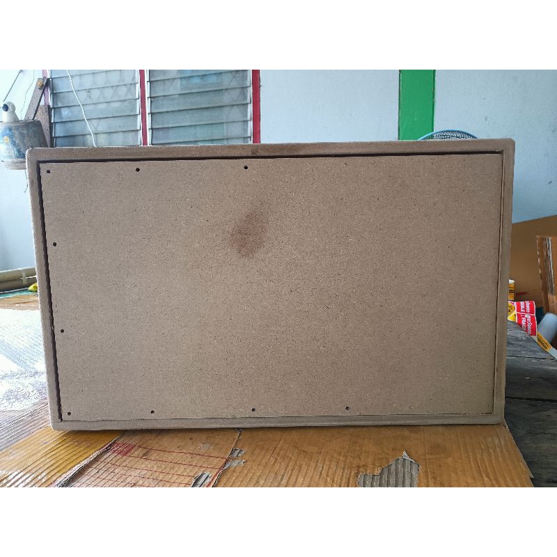 ตู้ลำโพง DIY ขนาดซับ 10 นิ้ว หน้าเปิด กลาง 4นิ้ว 4 ดอก แหม 2 นิ้ว 2ดอก ผลิตจากไม้ MDF หนา 15 มิล