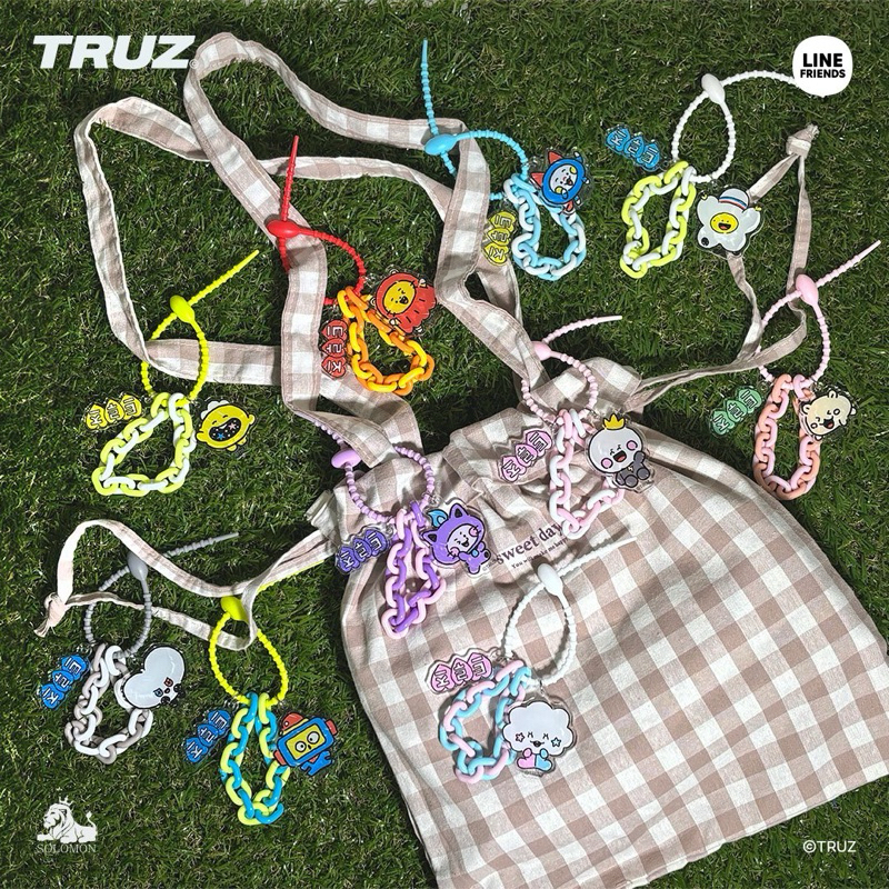 Truz Japan Acrylics keyring