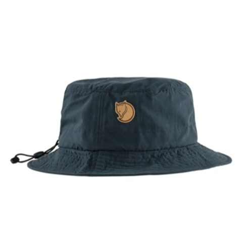 FJALLRAVEN TRAVELLERS MT HAT DARK NAVY M