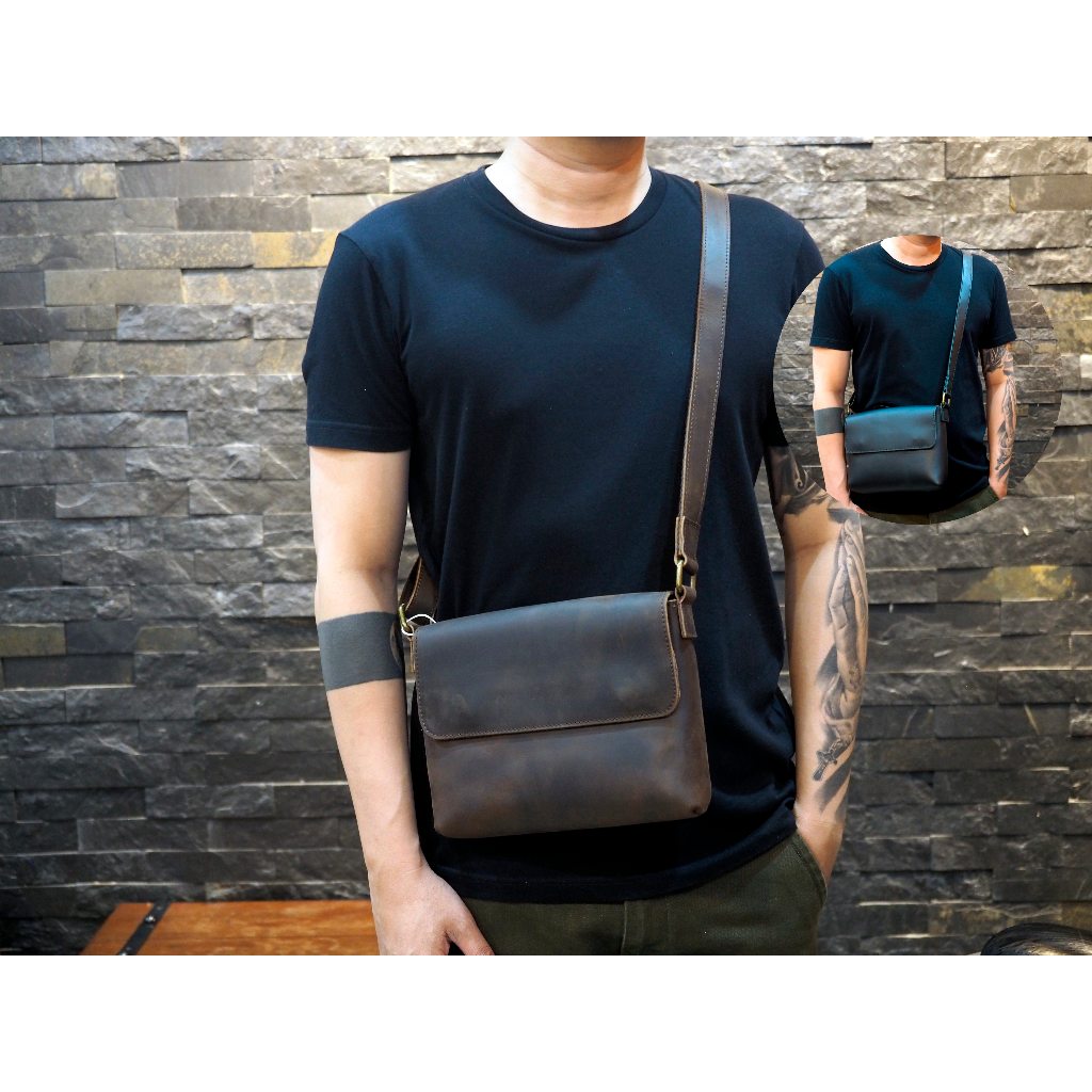 มีสินค้าพร้อมส่ง กระเป๋าสะพายข้างหนังวัวแท้ ใส่ไอแพด แทปเลตได้ ใบขนาดไม่ใหญ่จนเกินไป