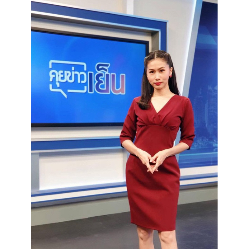 Veera Pleated V-Neck Dress เดรสเรียบหรู สีแดงสวย งานตัด สวยเนี้ยบกริบ #D008